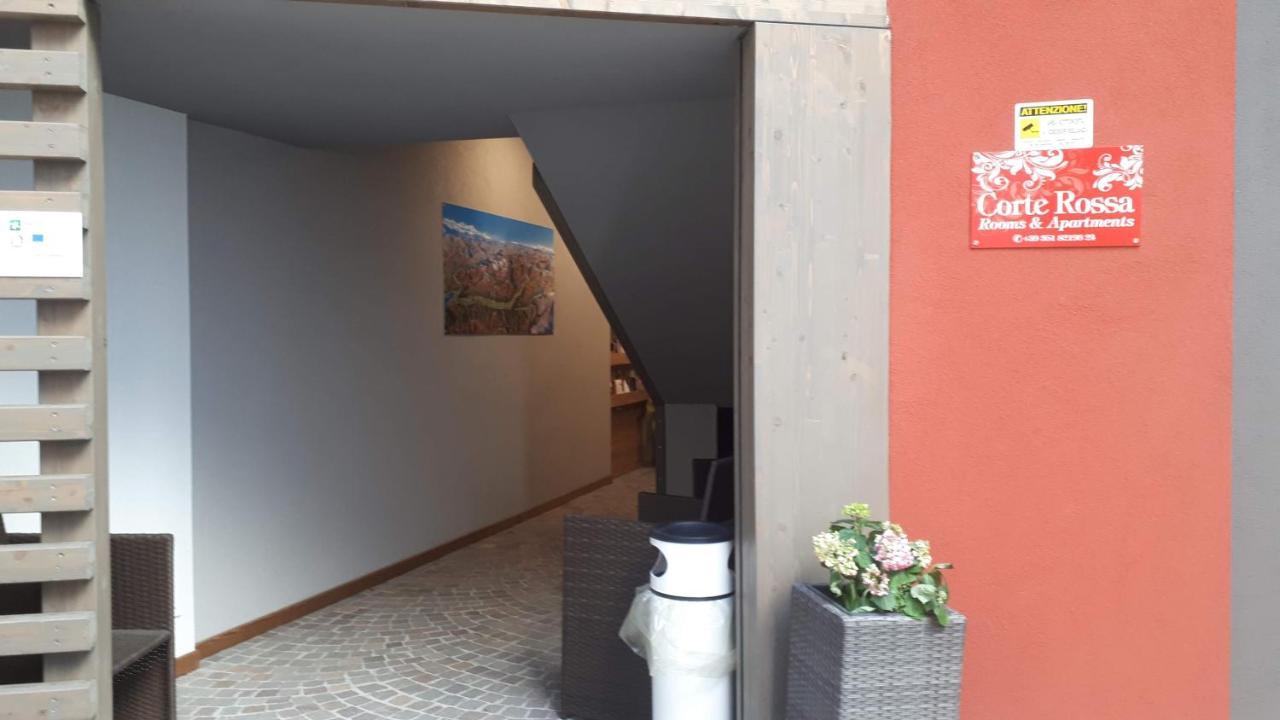 Hotel Bed & Rooms , Corte Rossa -1 Min Walk To Bernina Express Tirano Eksteriør bilde